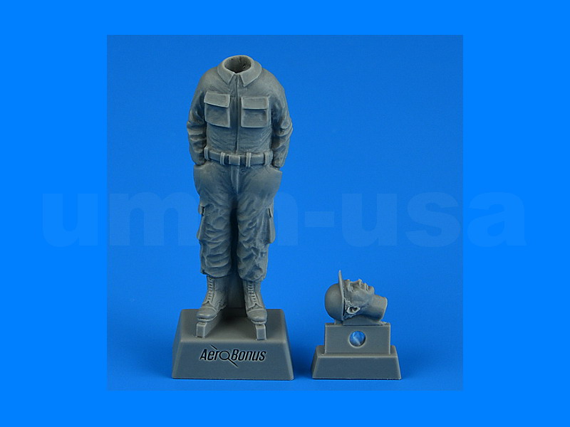 AB320190 USAF Mechanic Korean War 1/32